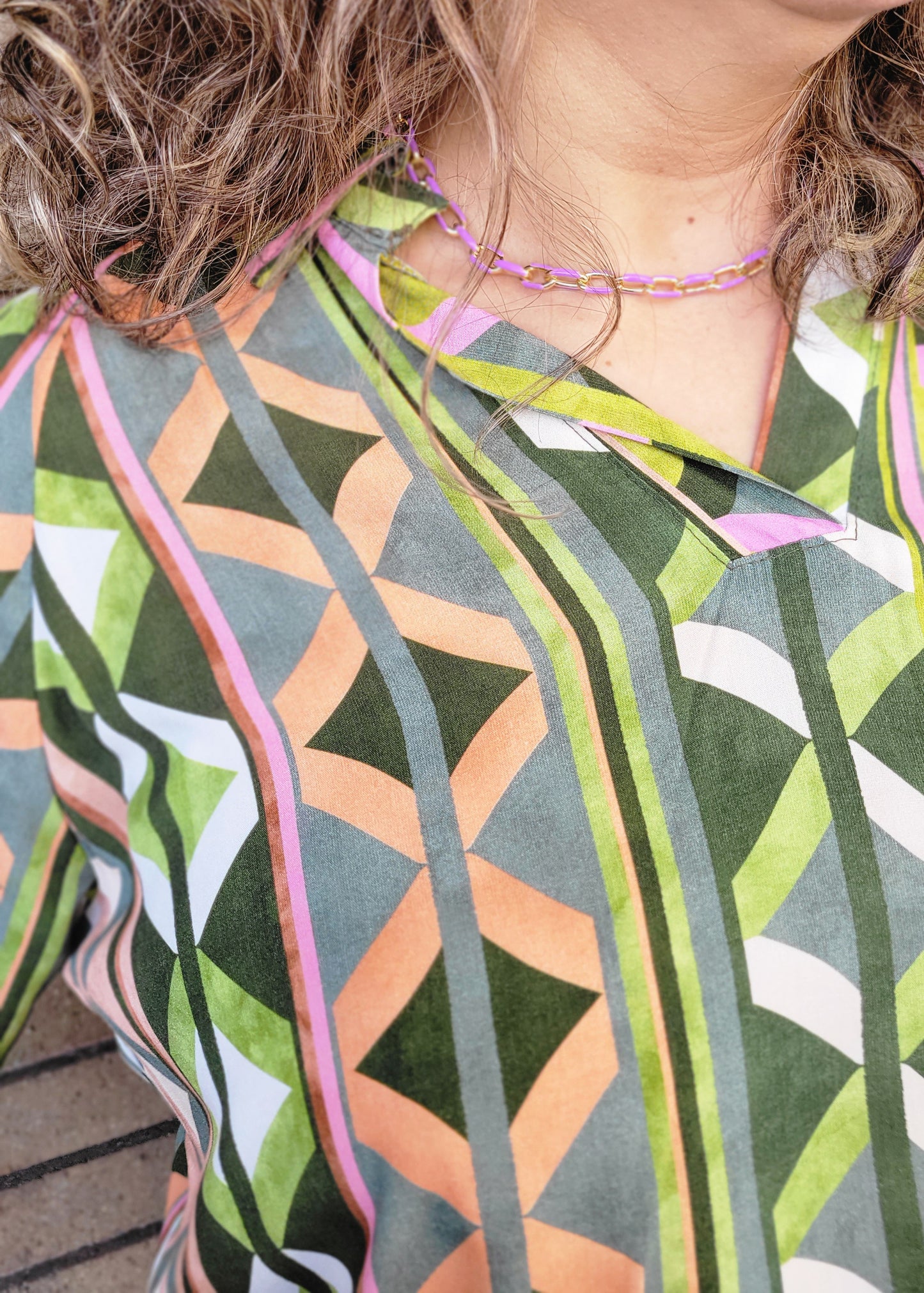 Geo L/S Collar Top