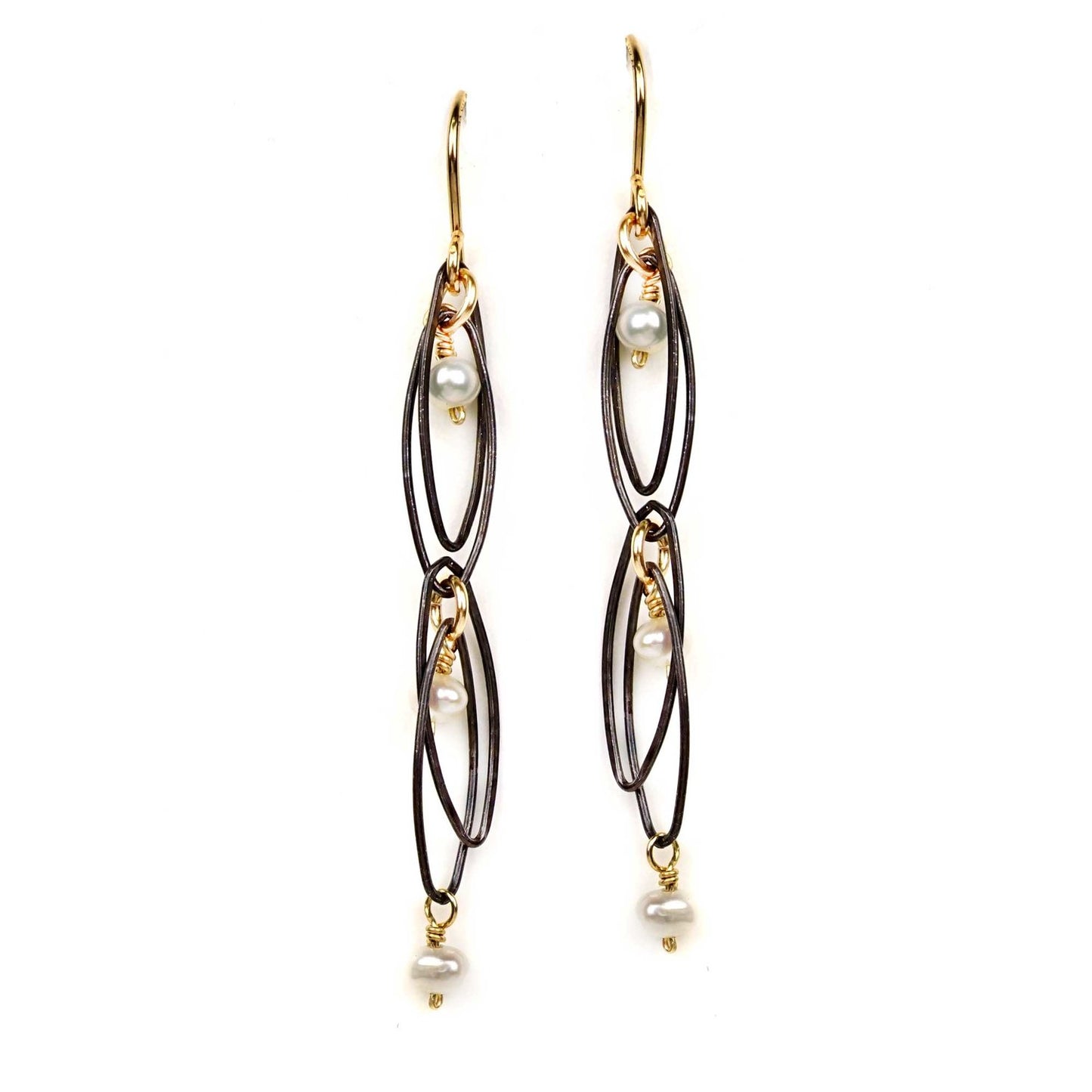 Narrow Oval Pearl Earring