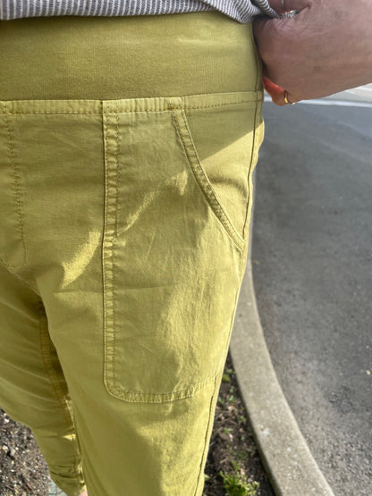 Saoirse Crop