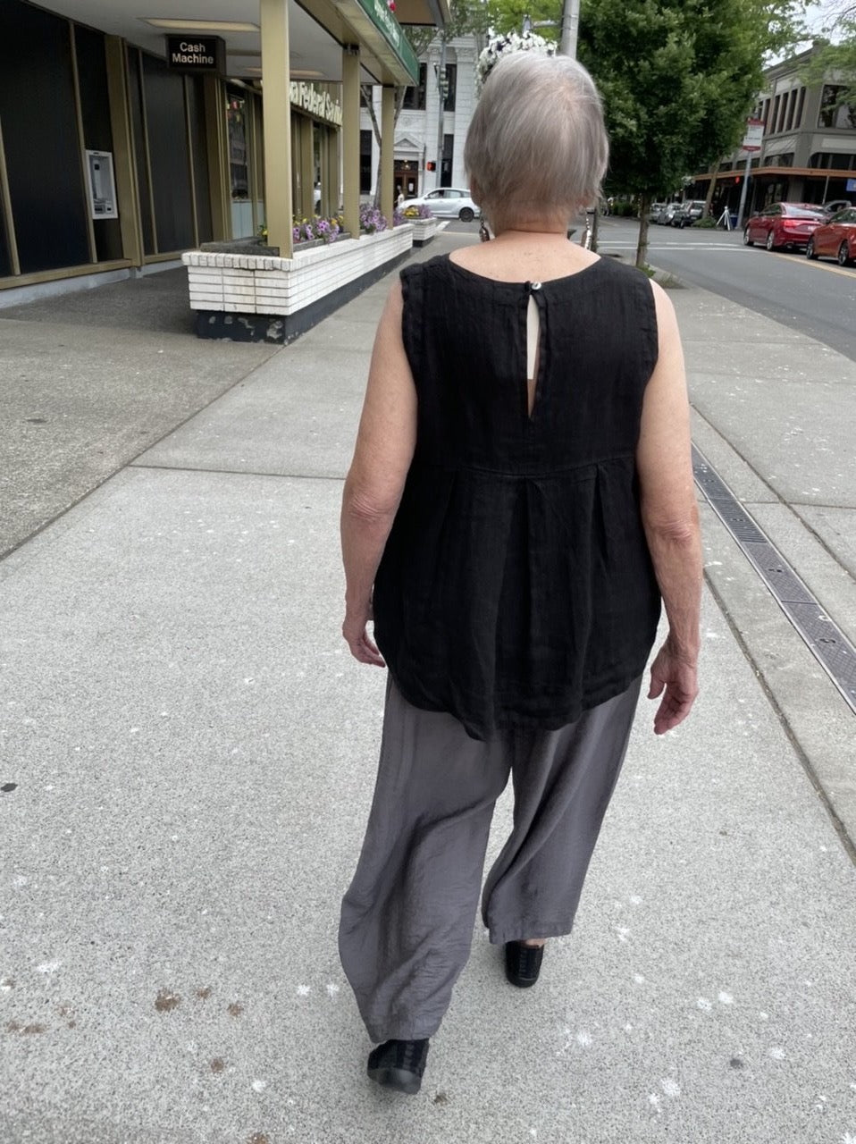 Hi Lo Linen Top