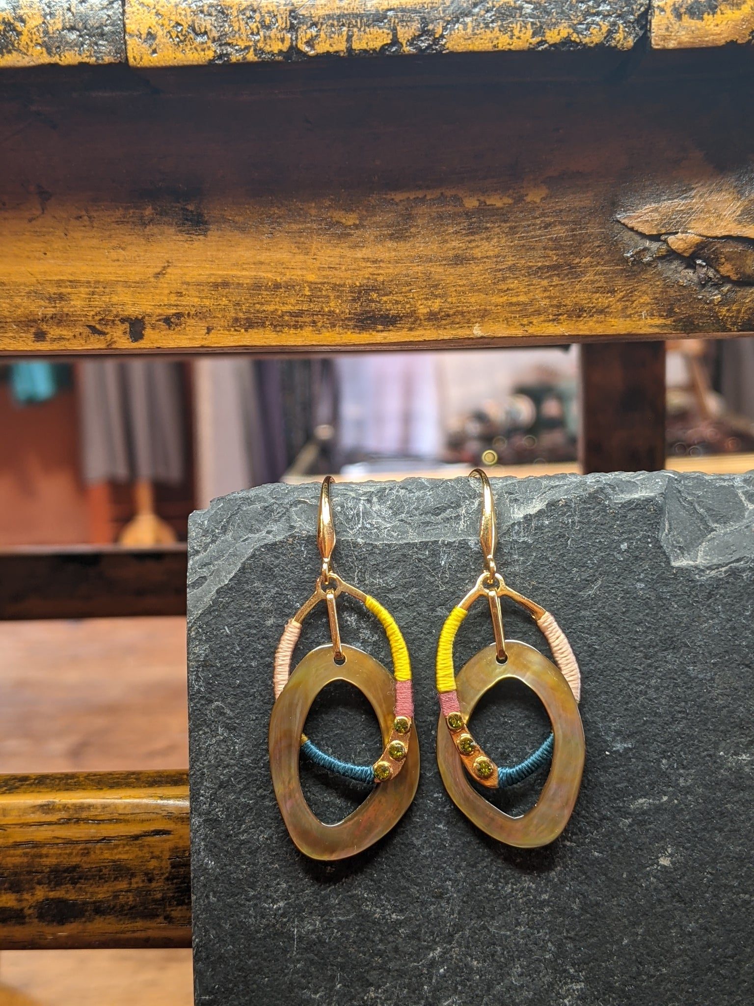 Melly 2 Oval Earring